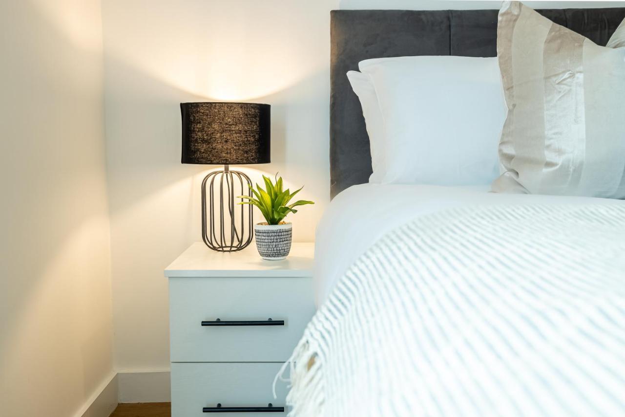 Luxe Apartments Bracknell Near Ascot, Legoland, Windsor, Lexicon - Free Parking & Gym Bagian luar foto
