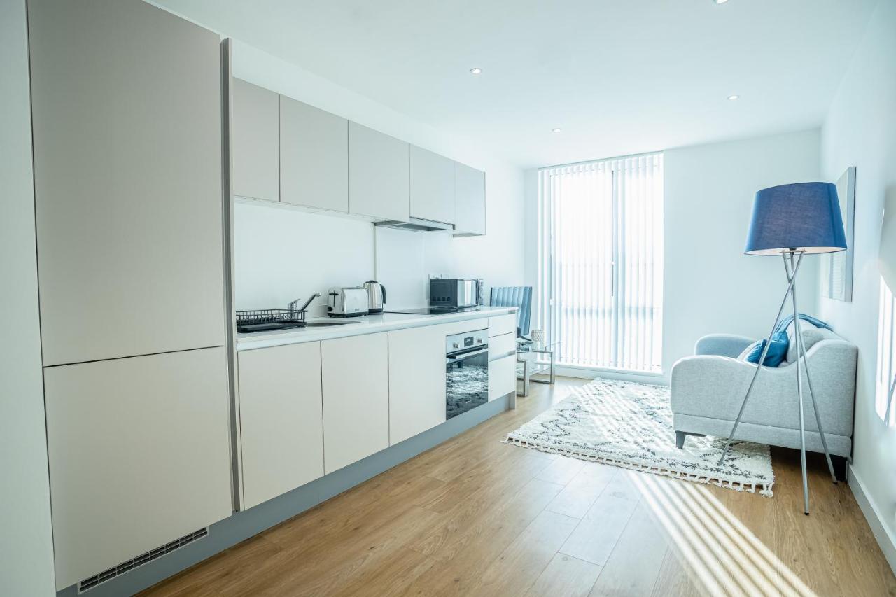 Luxe Apartments Bracknell Near Ascot, Legoland, Windsor, Lexicon - Free Parking & Gym Bagian luar foto